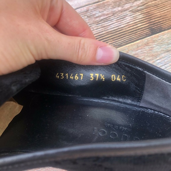 Gucci Jordaan GG Velvet Loafers - Picture 8 of 12